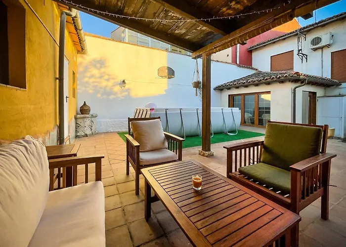 Casa El Arrabal, Casa Con Chimenea, Piscina Y Patio